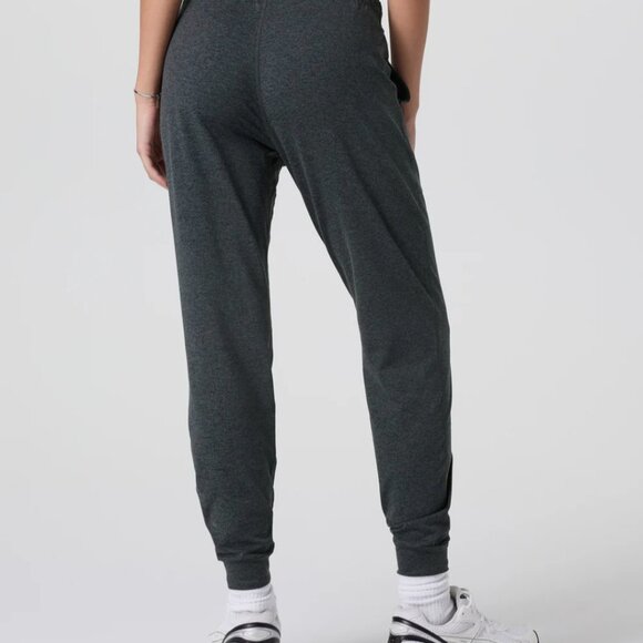 VUORI Performance Joggers - Picture 6 of 7
